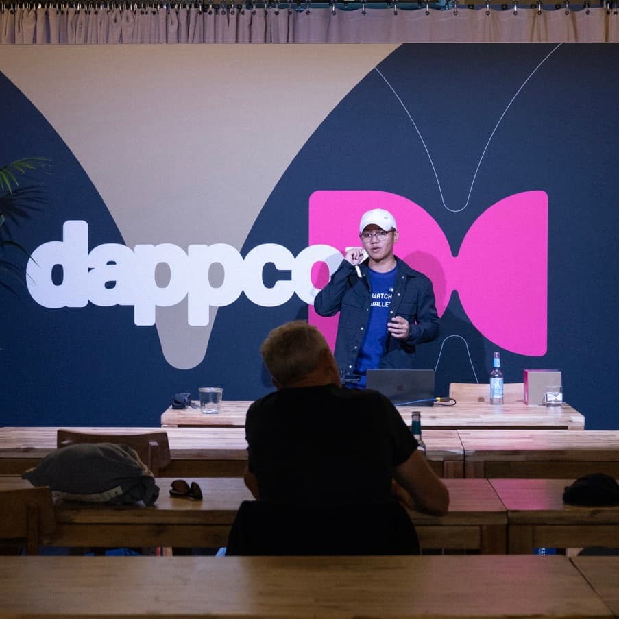 Michael Pediglorio speaking at DappCon Berlin